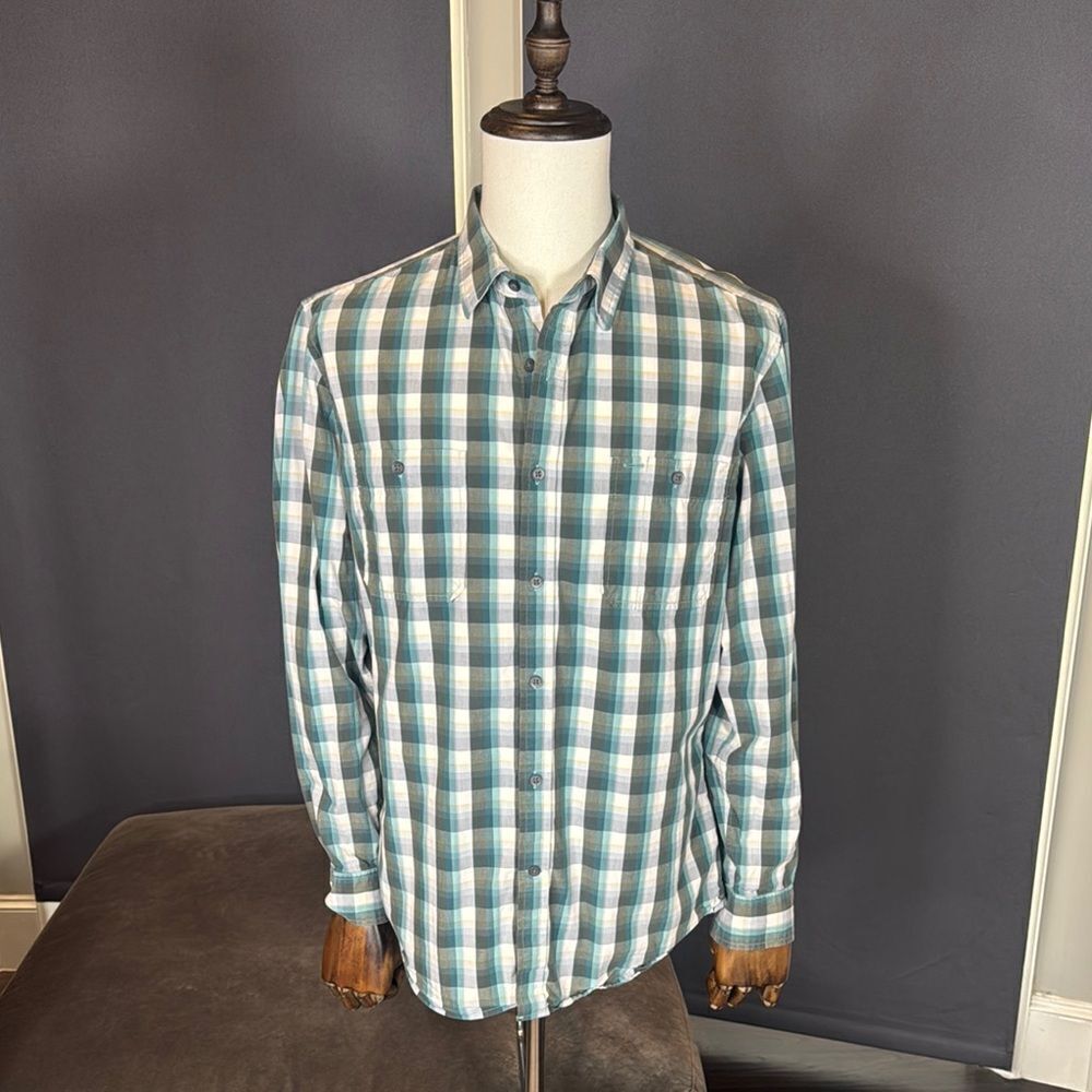 Banana Republic Men’s Blue White Plaid Long Sleeve Button Up Dress Shirt Size L